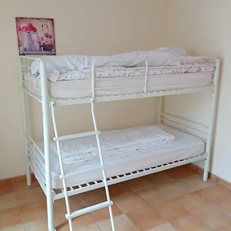 Lou Baralet D'hotes Et Restaurant 3* Roujan