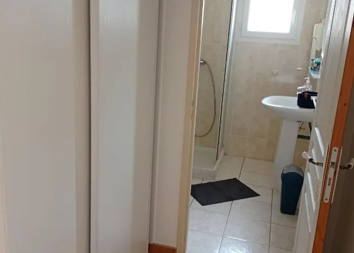 Oda ve Kahvaltı Lou Baralet D'hotes Et Restaurant